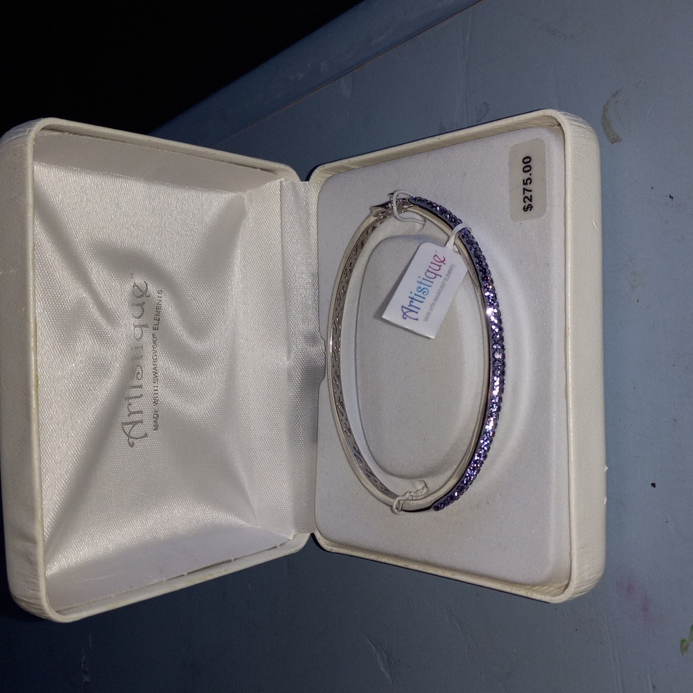 Light purple Swarovski elements bracelet